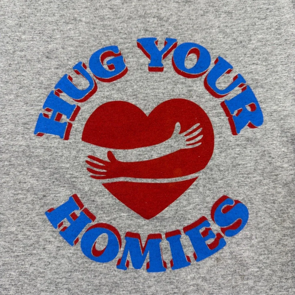 Hug Your Homies Graphic T-Shirt Gray Large Mens Cotton Tee